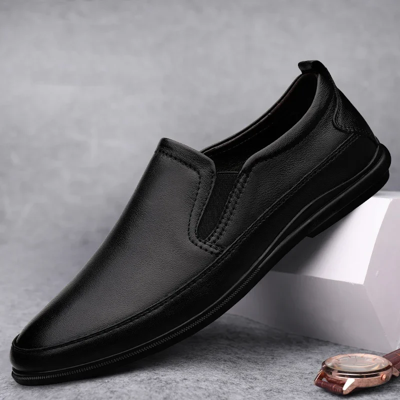 Летни черни обувки от естествена кожа, Мъжки обувки на плоска подметка, Бизнес офис модела обувки, Висококачествена дишаща Ежедневни обувки с изрези.
