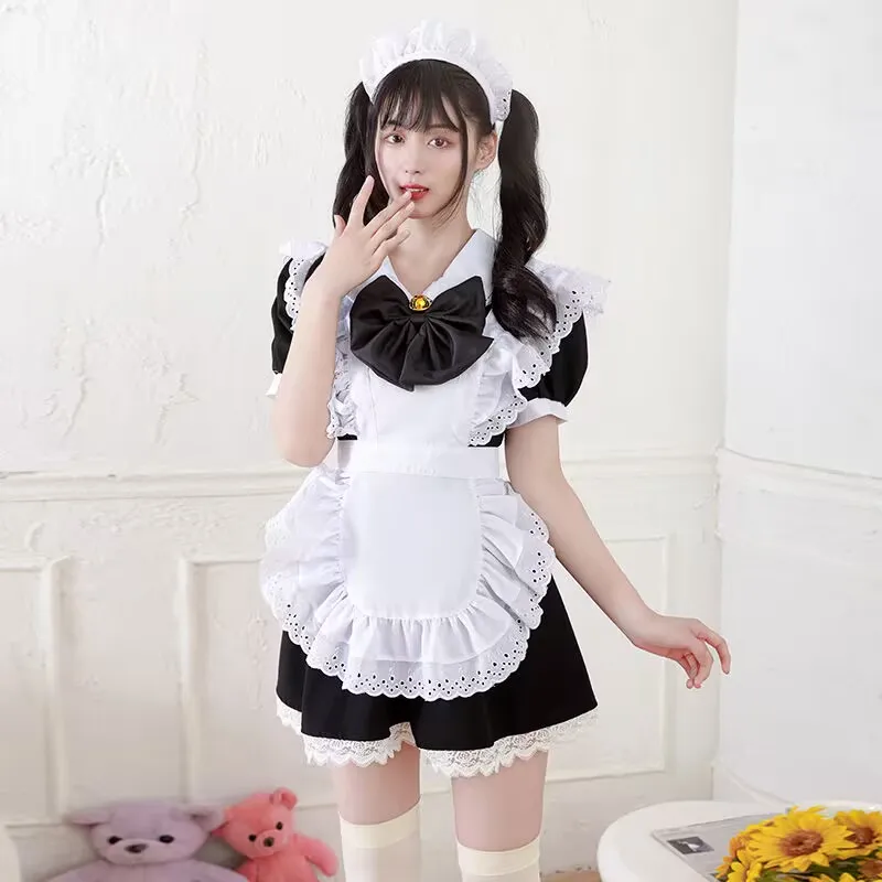 4шт аниме Cosplay Костюм на камериерка Сладката Лолита Черно-бяла рокля на Хелоуин Японски момиче училище Екипировки за изпълнения на сцената