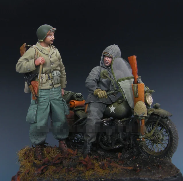 Комплекти фигури от смола 1/35 2 войник, с изключение на мотоциклети, в разглобено и неокрашенном формата 169
