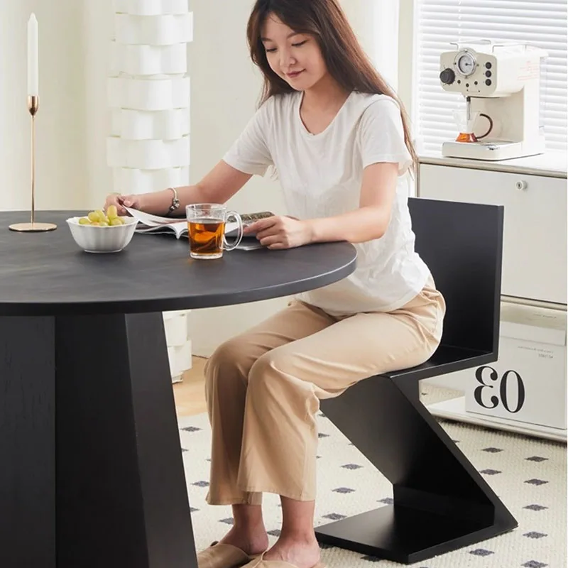 Ергономични Дървени трапезни столове Скандинавска кухня Мързеливи дизайнерски трапезни столове Минималистичная дневна Уникална Акцентная мебели за дома